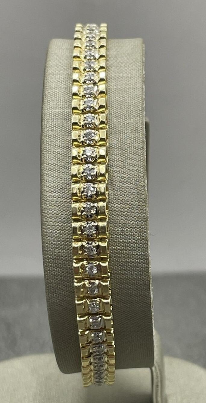 14K Yellow Gold Diamond Bracelet (23188)